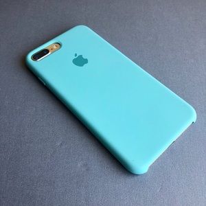 Plus Size (7+ / 8+) Silicone Case